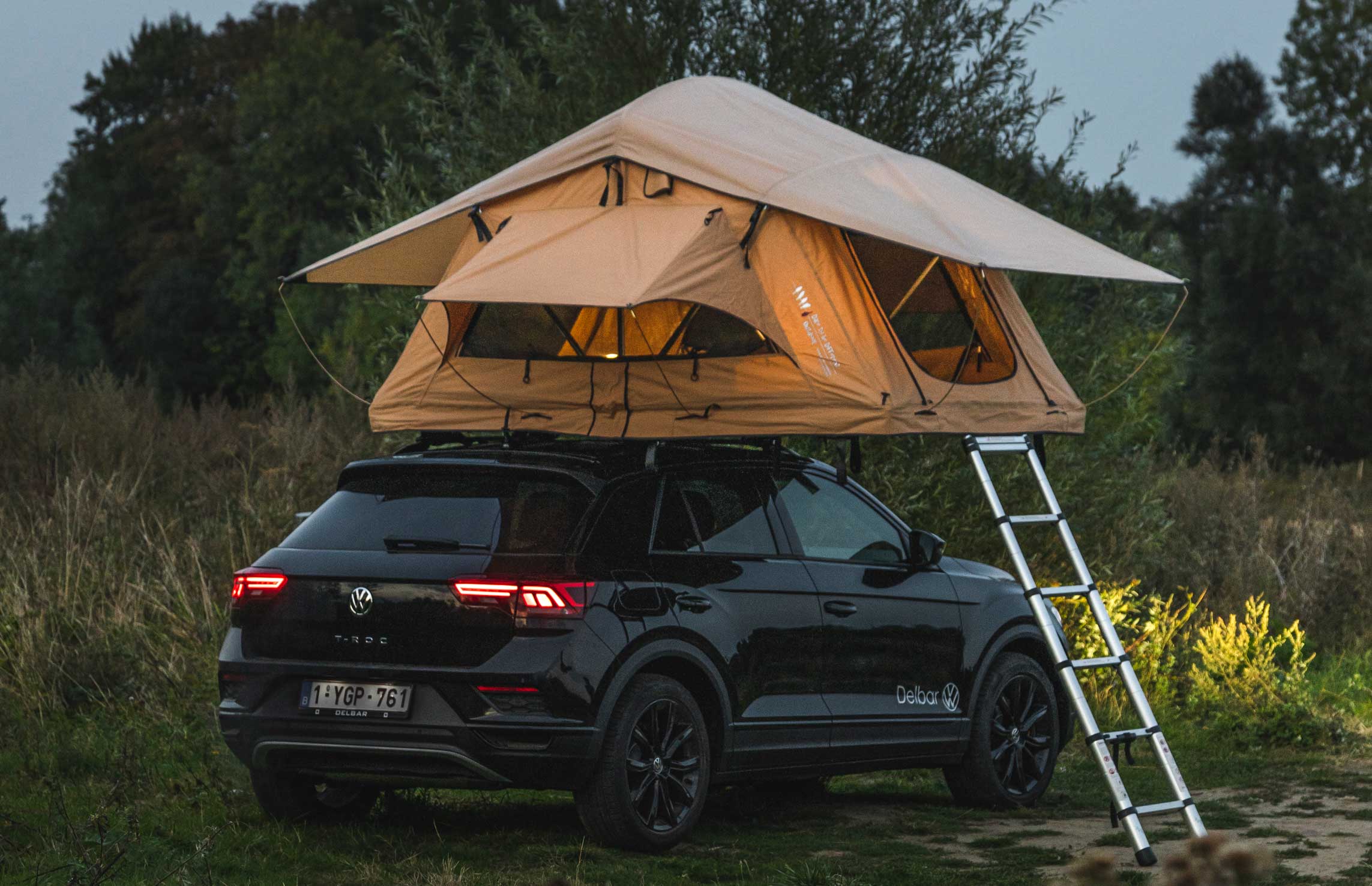 Une tente de toit élégante et compacte - La 140S